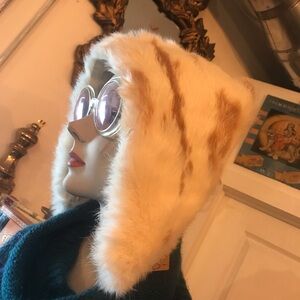 Vintage Furry Hood Hat